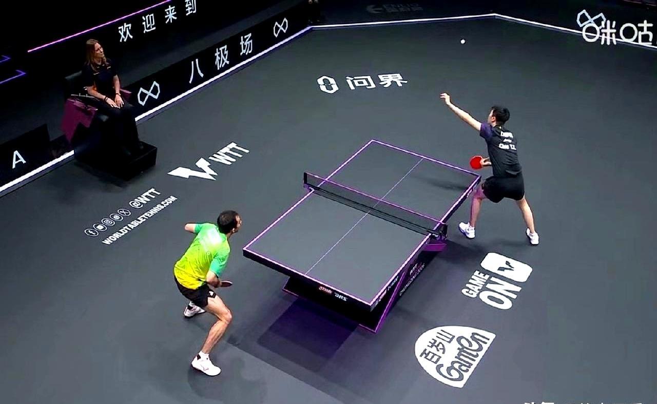 赢过世界第四的国乒新星，亲手把胜利送了人。
 
3月11日WTT重庆冠军赛首轮，
