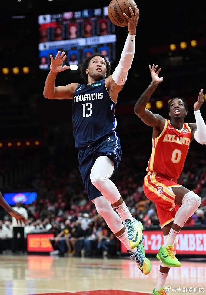 今天的NBA常规赛中，亚特兰大老鹰队在主场以 124-112 击败了达拉斯独行侠