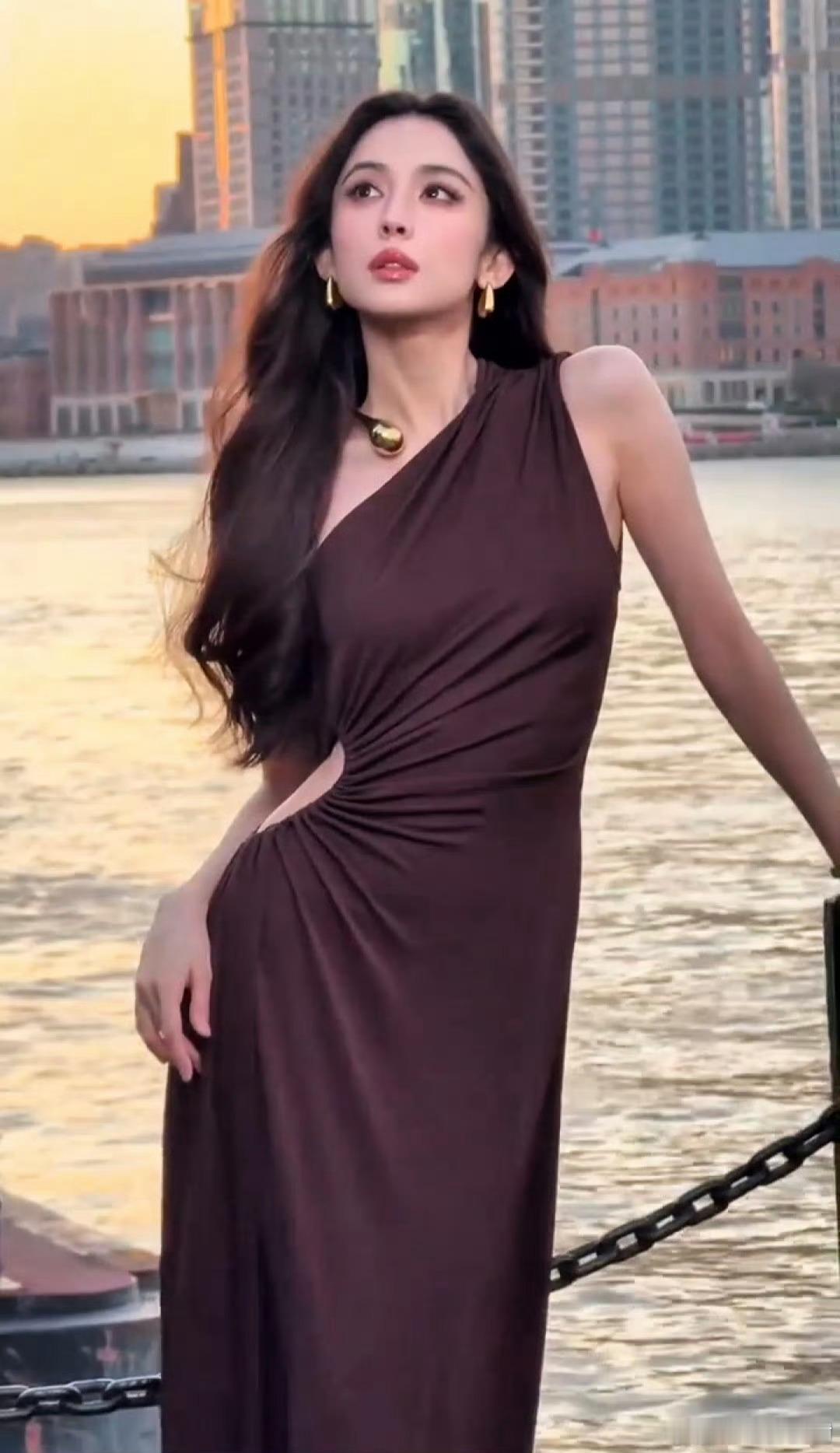 谁敢认这是娜扎于正，把娜扎的美貌还给她