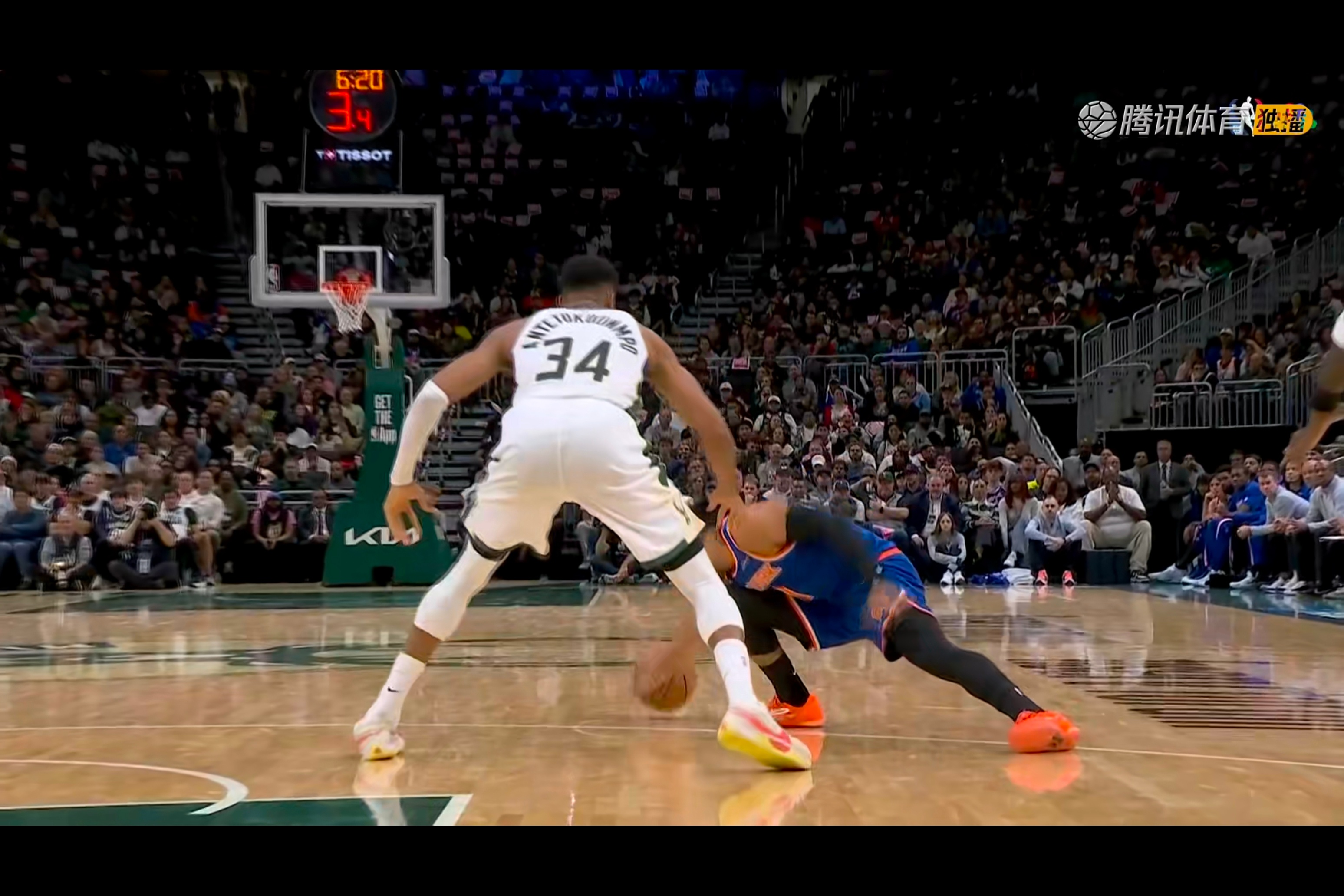 布伦森看样子是伤了[泪奔]nba ​​​