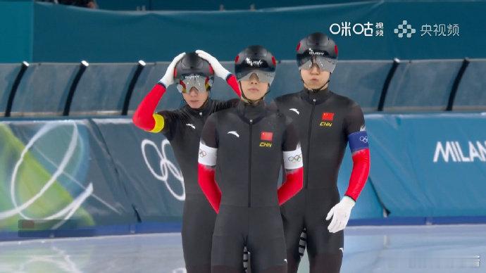 与姥爷隔空拉勾的他夺冬奥铜牌刘瀚彬用奖牌完成和姥爷的约定🥉米兰冬奥会速度滑冰男