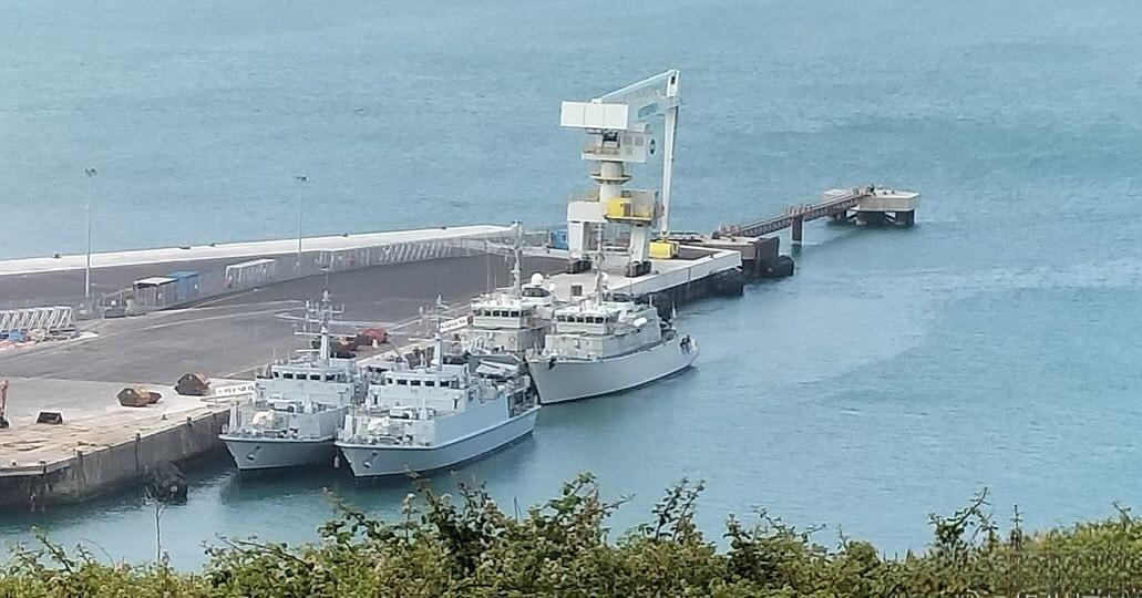 除了向海湾国家派遣近 250 名军事顾问和 1000 架无人机拦截机外，乌克兰将