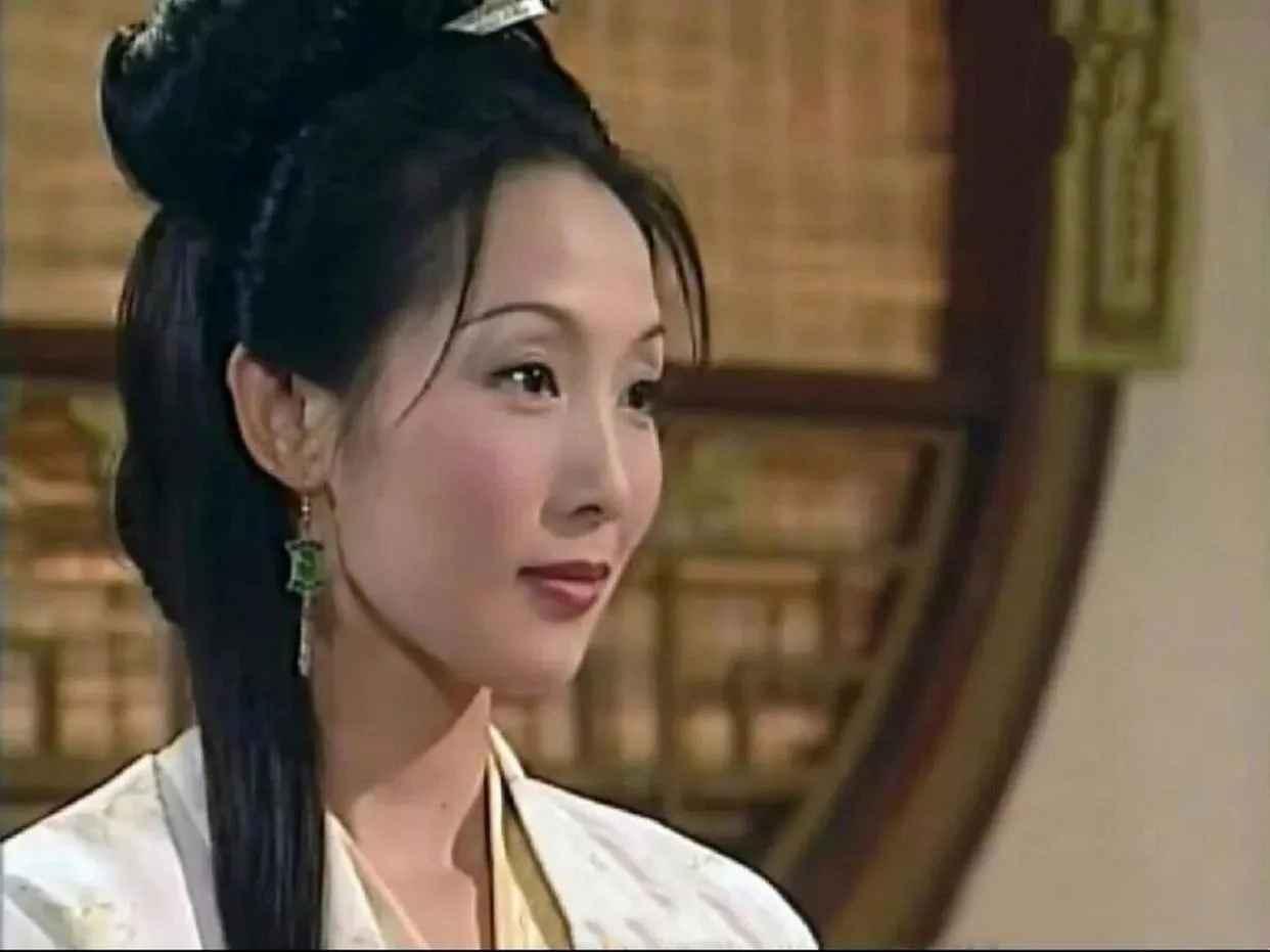 晋国老将魏犨在病危时，让儿子在他死后，把貌美的小妾陪葬。儿子嘴上答应，但后来不忍