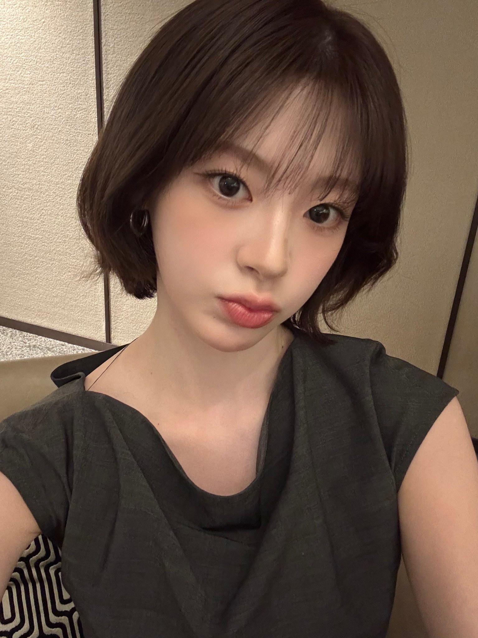 260517 STAYC Seeun尹势银 剪了短发波波头 