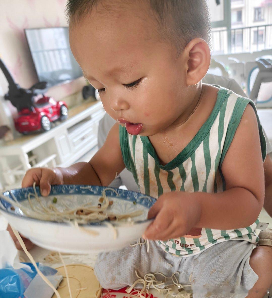 慎入爱干净的人真的不能养小孩分分钟会崩溃我这种一般般爱干净的也是分分钟崩溃真的看