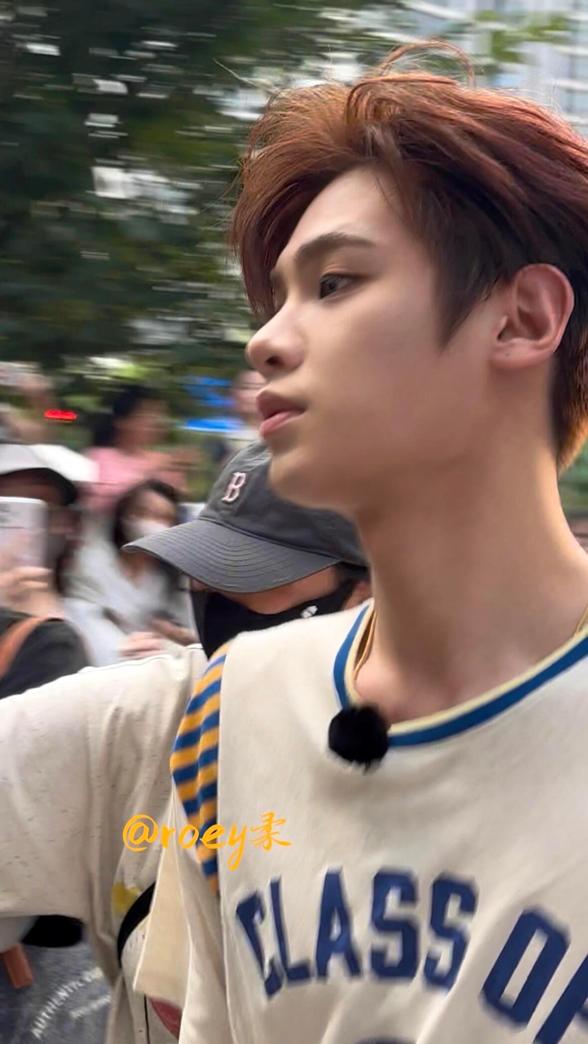 黄明昊不想睡的星期五 奇迹小昊昊
