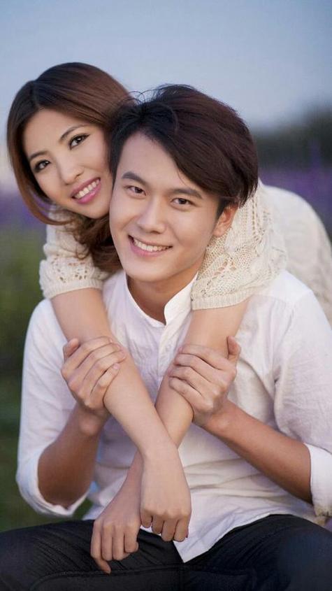 常言说，情人眼里出西施，夫妻二人结婚多年，还能互相欣赏，并时不时撞出火花。诚心诚