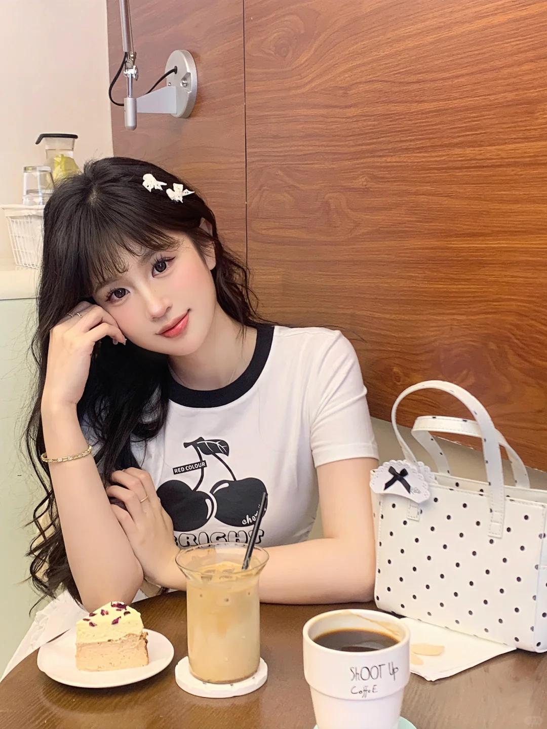 下次去咖啡店试试这么拍!!