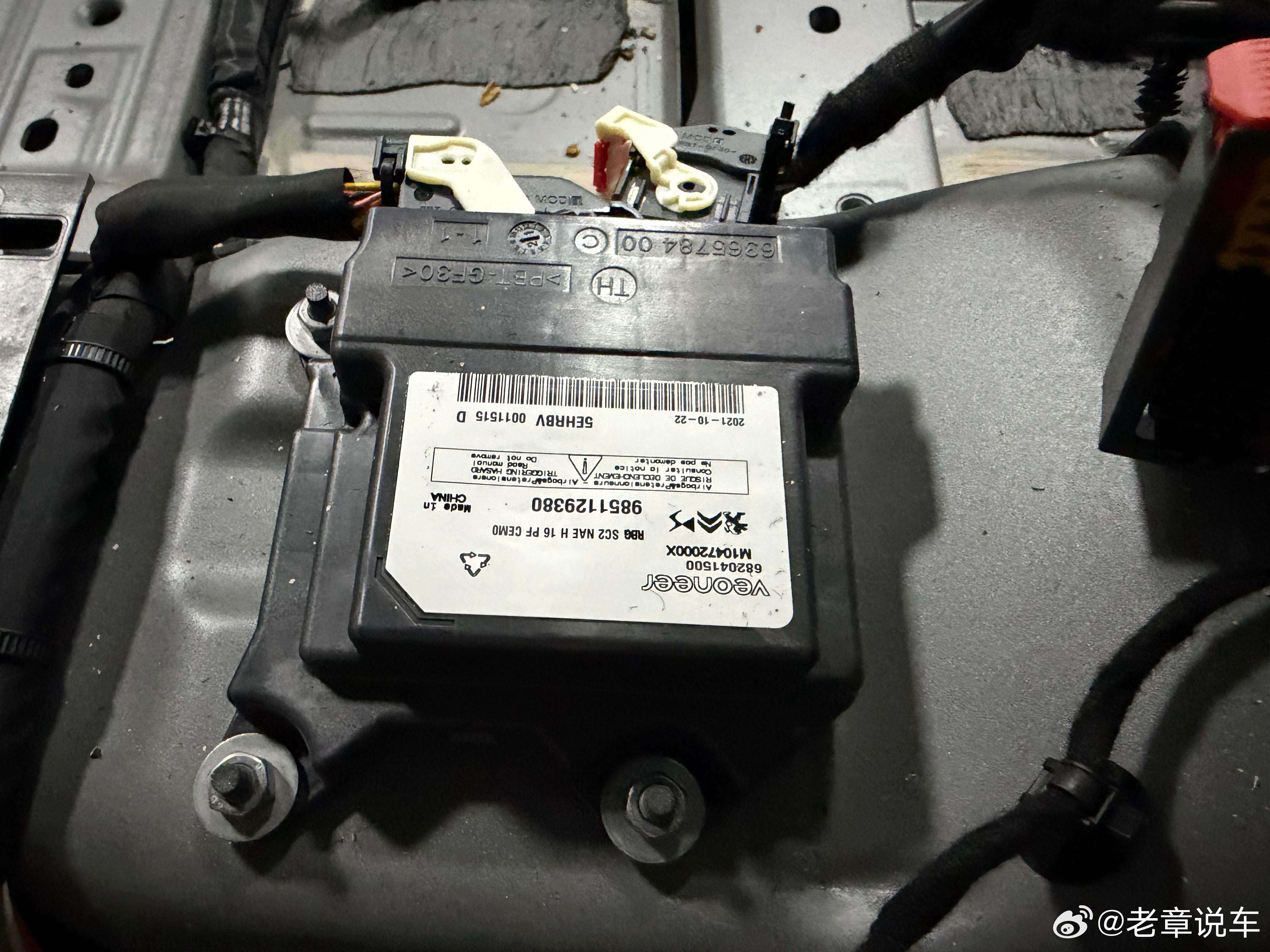 在新能源时代，还有一台燃油车始终坚持高品质、高标准，用一句话形容，看得到的地方用