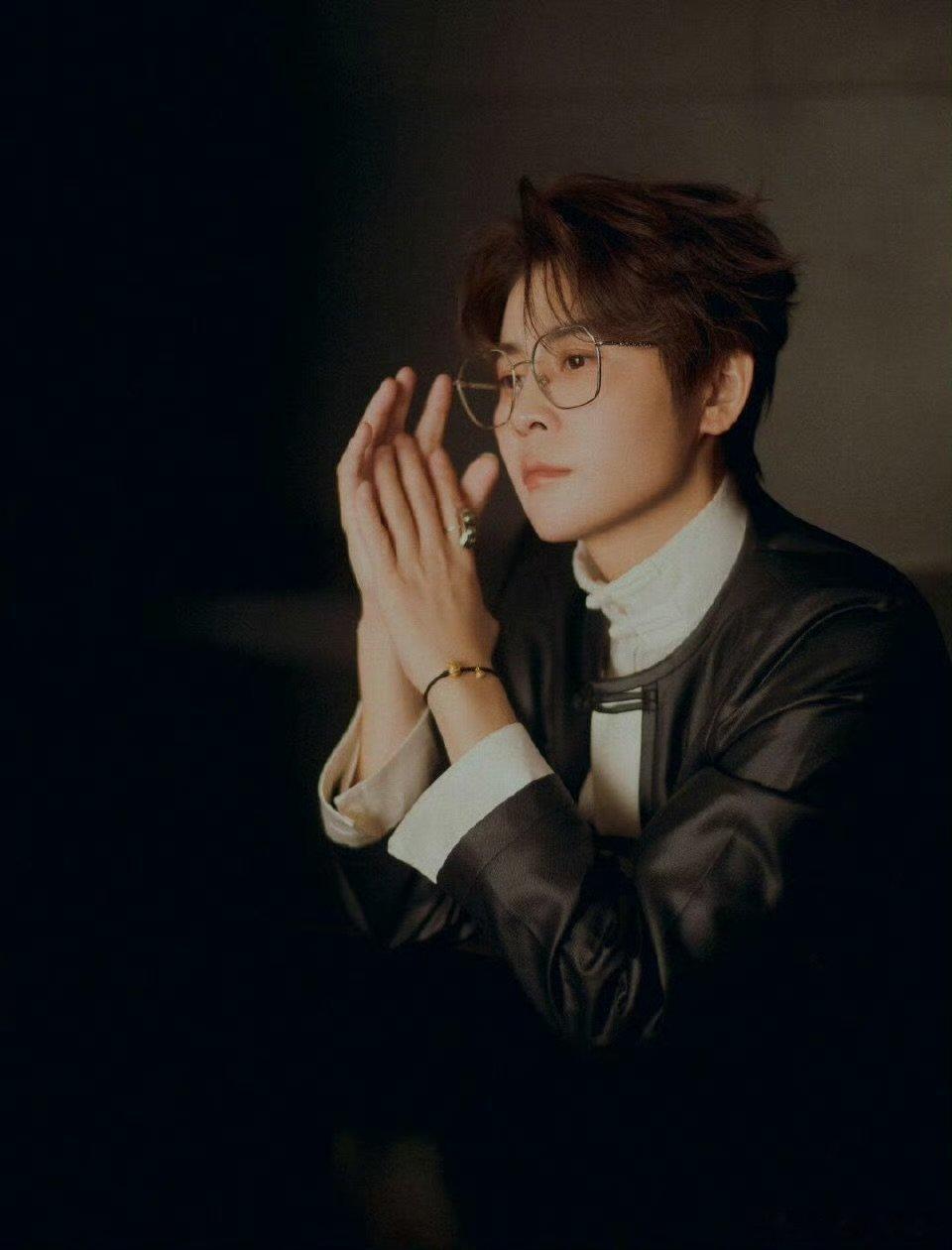 其实王濛很涩越品越有味道的长相，自带松弛感，禁欲又撩人 