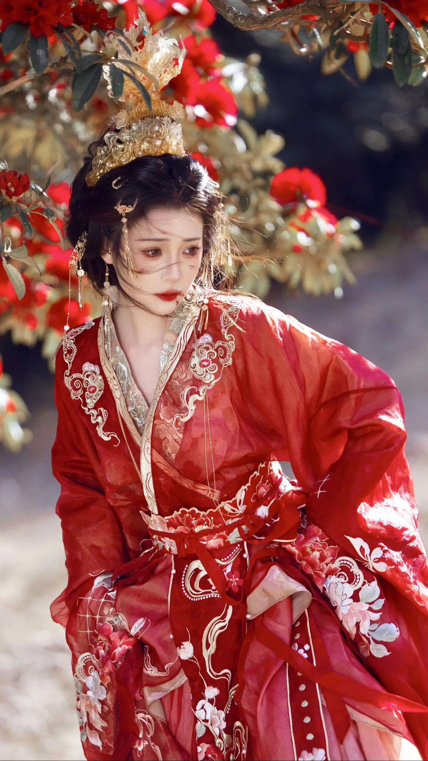 你！欺我真心，夺我天下！
出镜 汉服 发冠：挽妆手作 造型：糯米