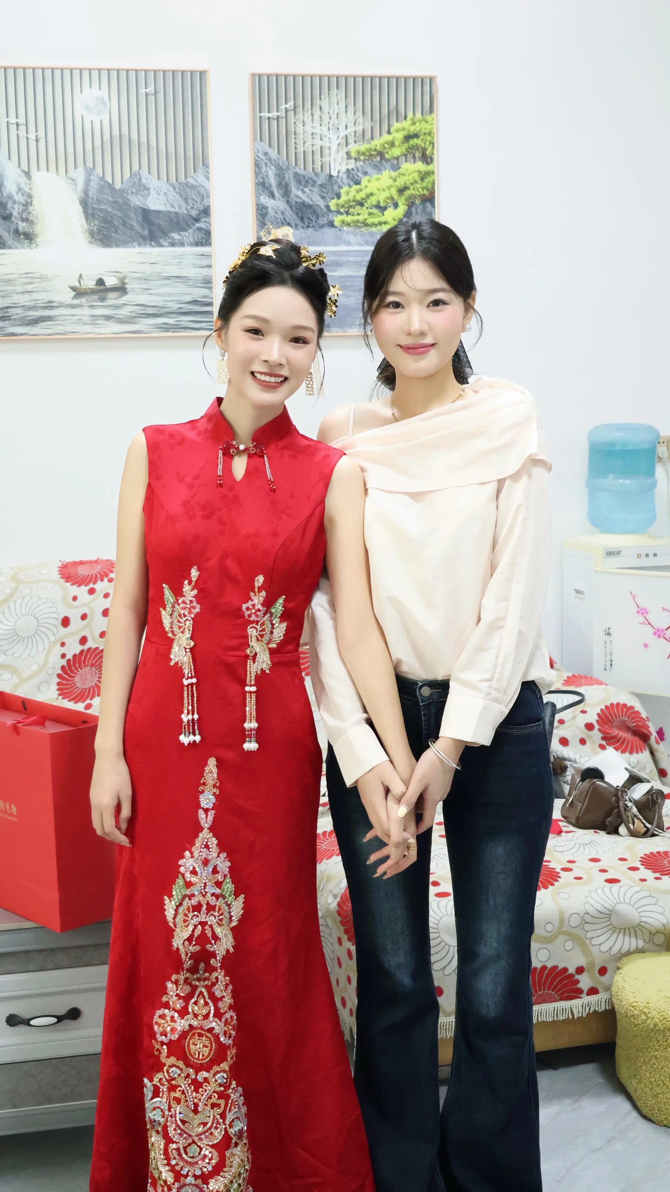 这一天 你很漂亮 爱人朋友都在身边 幸福的路上 希望你永远领先