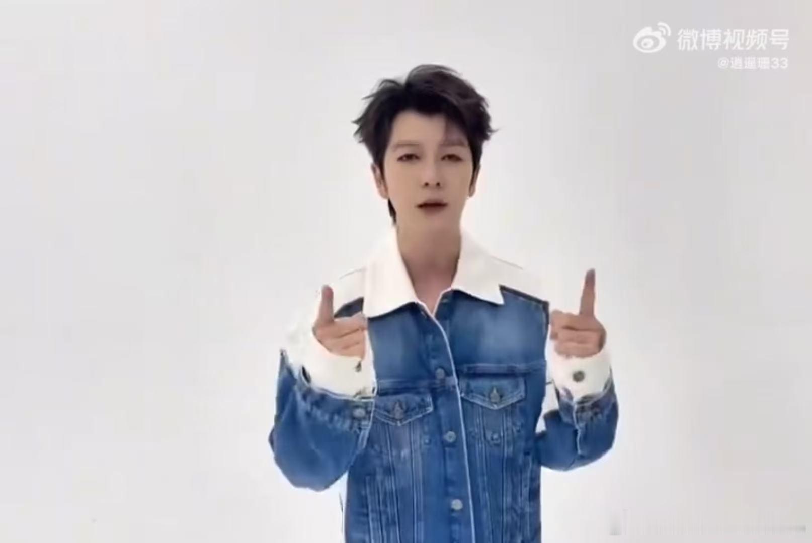 王栎鑫用AI预言湘超常德队夺冠 快乐老友有风季里他直接掏出AI当预言工具，铁口直