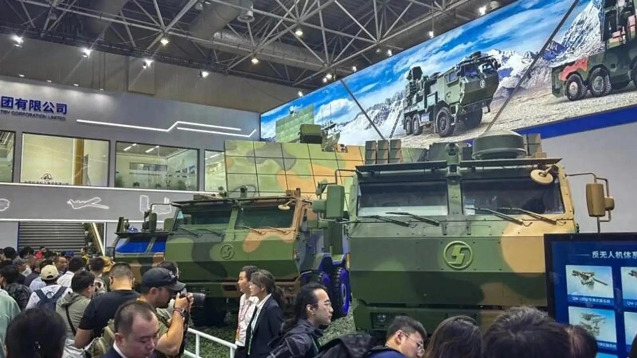 [兔子]有人说，为什么中国这两年研发出来的军事武器不轻易公布了？其实不是不公布，