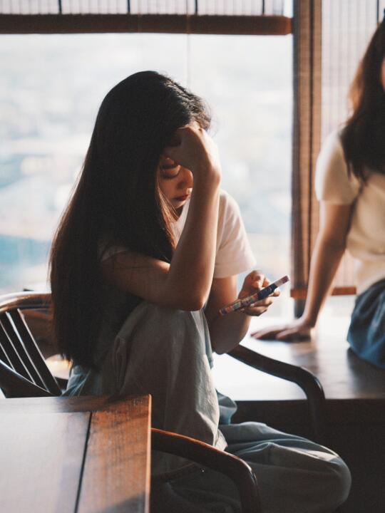 不建议女性因为醉心事业而忽略女性能量。