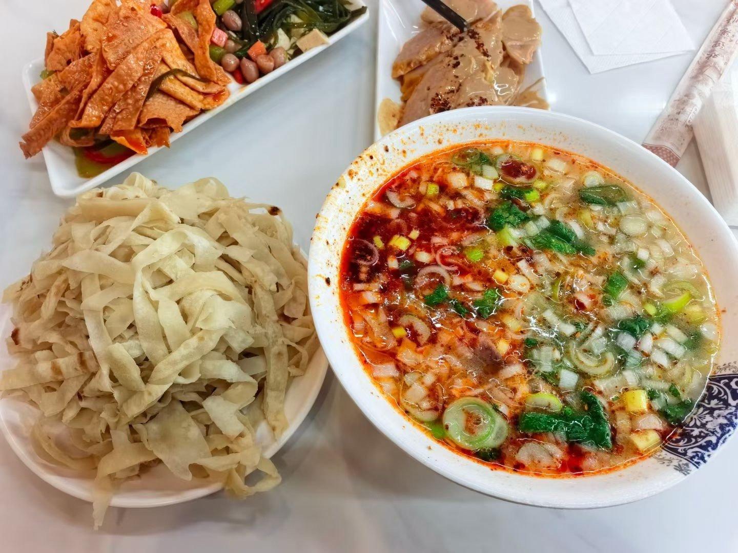 在北京也能喝上洛阳牛肉汤了 