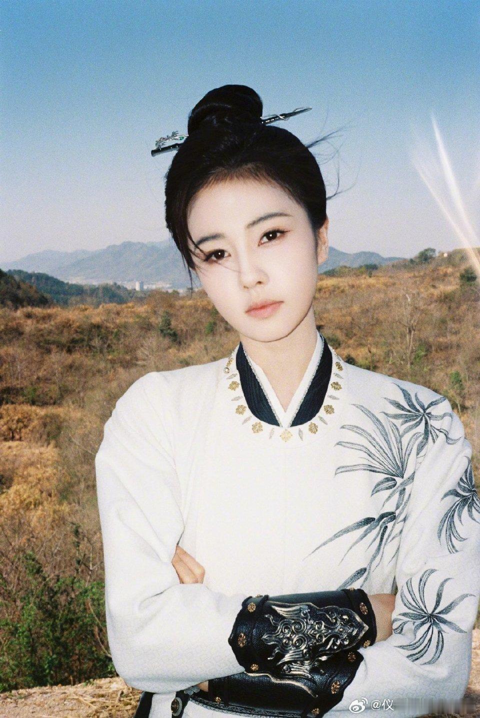 唐宫奇案之青雾风鸣 我的评分：白鹿赵弈钦打戏只想刀马刀马 内娱打戏该有的样子！白