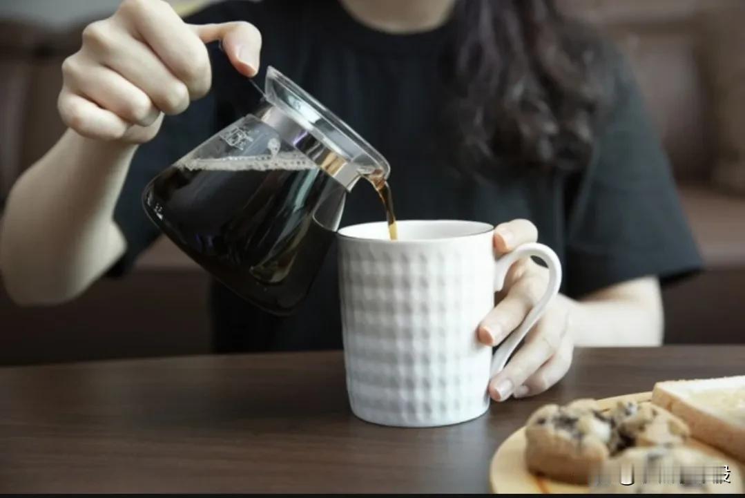 有人说小柚子的角色肯定不是一个人，绝对是一个团队……

然后他们就会这么说！
