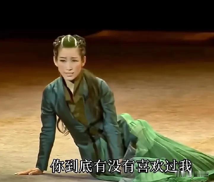 看这9图立即秒懂，青蛇与法海500年孽缘青蛇海报 青蛇传剧照