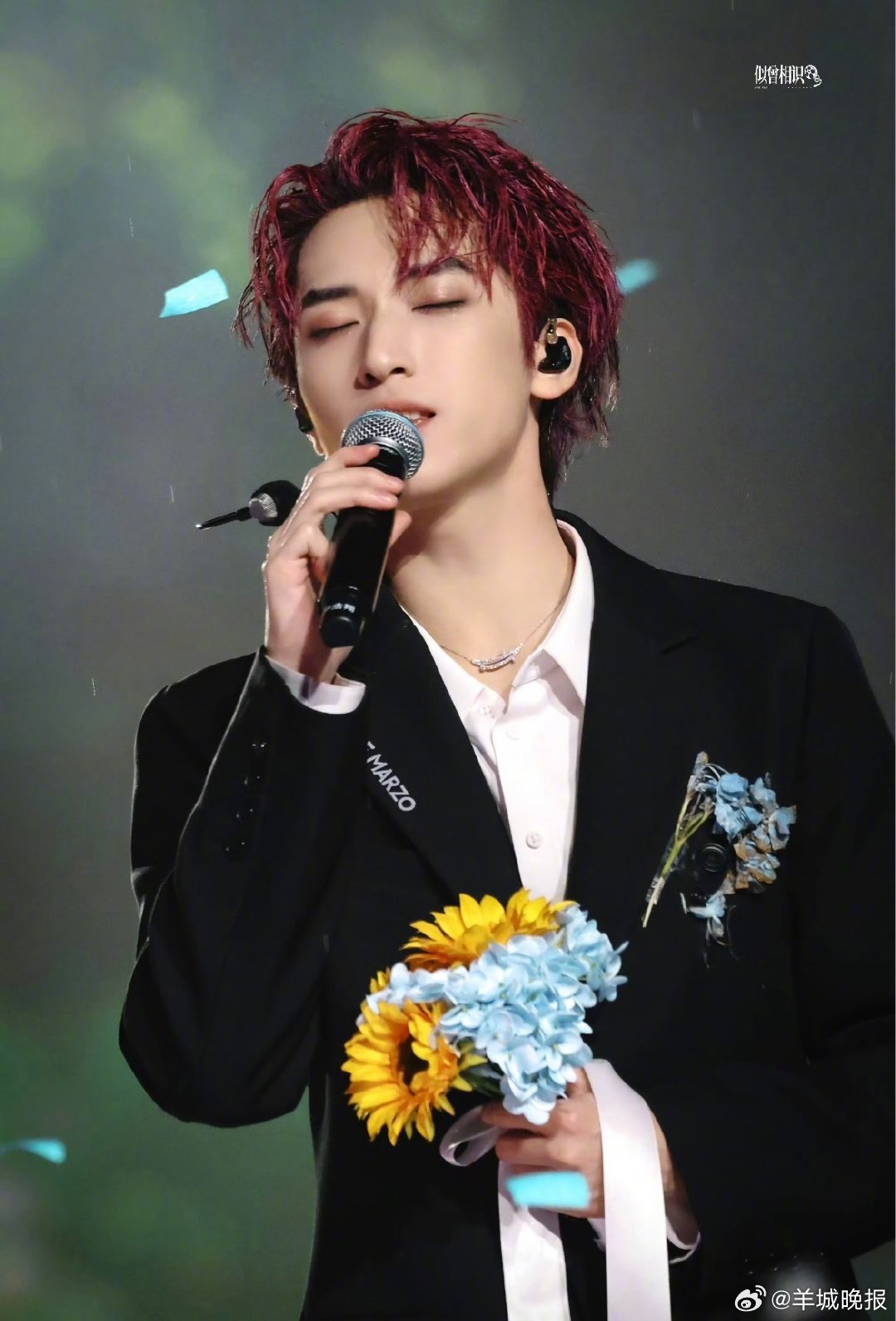 【春天的定格画面当然是鲜花与你】春天的浪漫，从来都不止是花开。风很温柔，花很浪漫