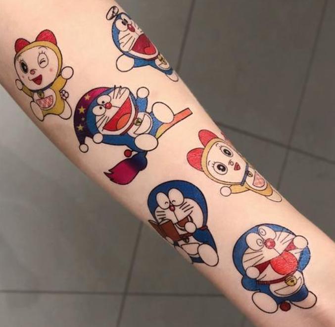 早安中国。躺平。又快临近周末，请允许自己好好休息。所谓能战，先要能睡。所谓效率，