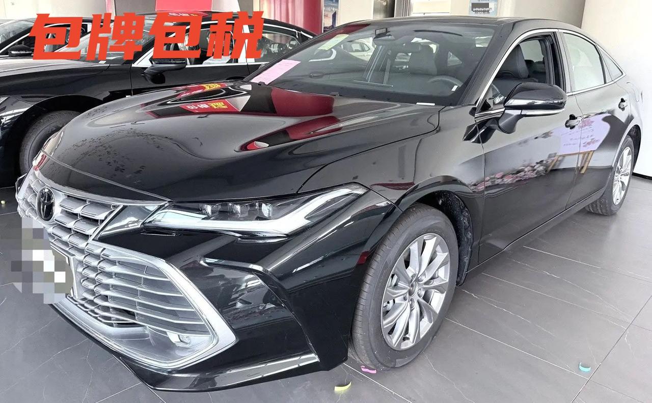 车型：丰田 2026款 亚洲龙 2.0 无级 进取版
​车况：原版原漆全新车
​