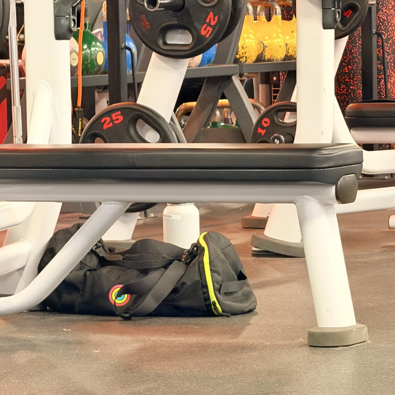 这款 Apple Fitness 旅行包，你会考虑买吗？

健身房拍到了苹果的 