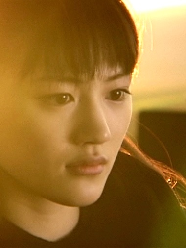 2004年，《雨鳟之河》中的绫濑遥。 ​​​