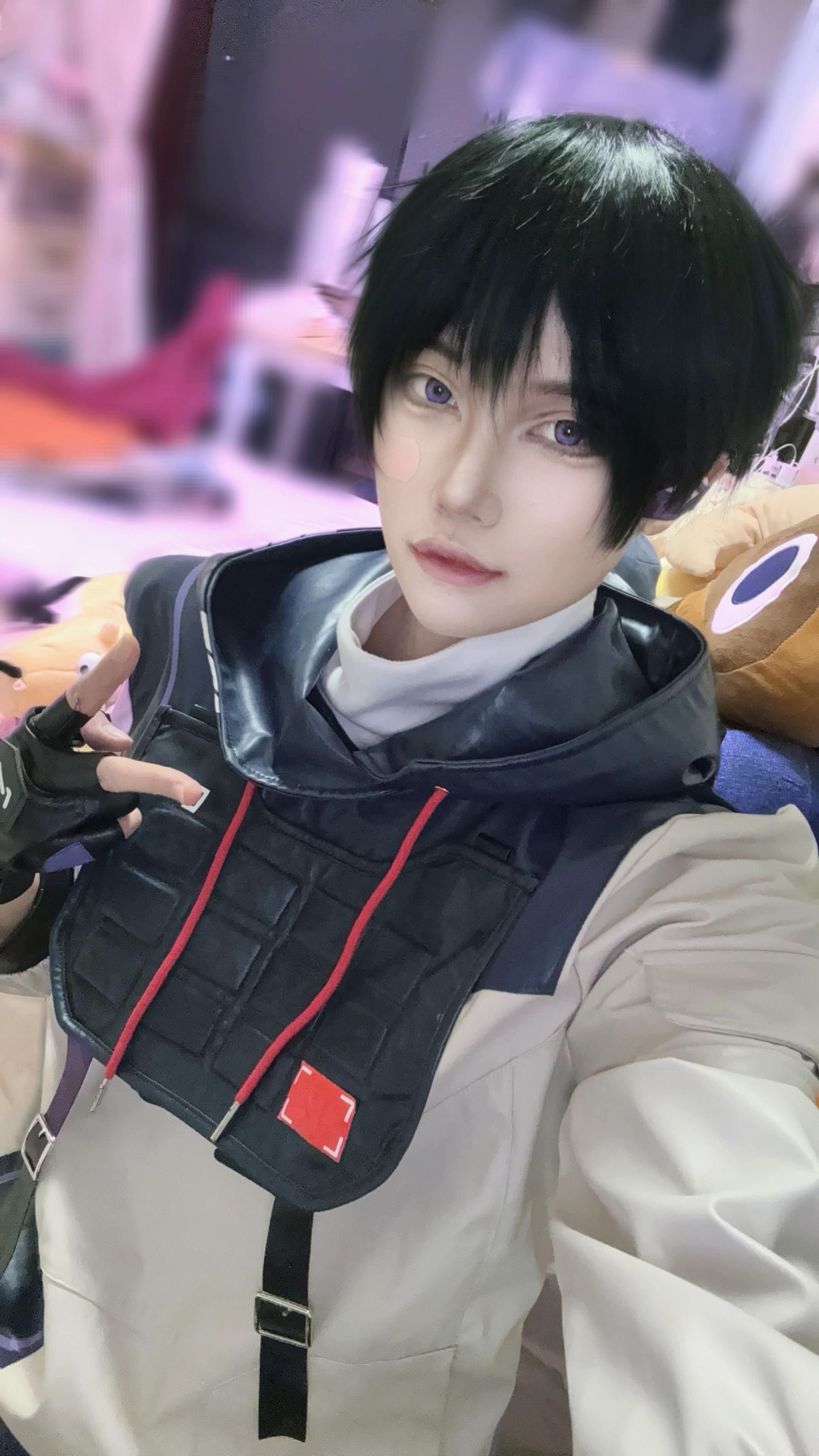 谁想跟我进情侣空间。