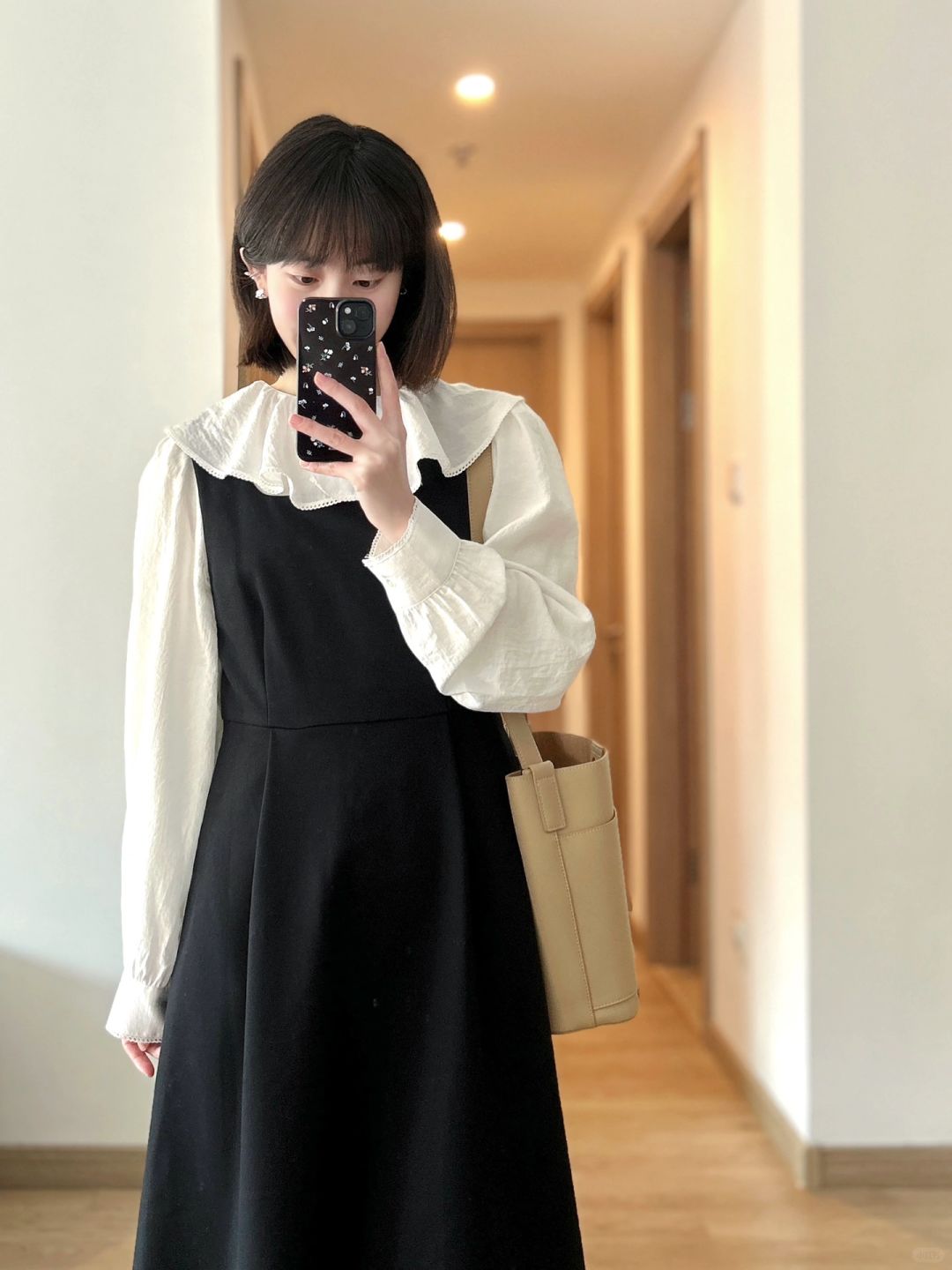 🖤好喜欢这件背心裙！！完全是我的风格！