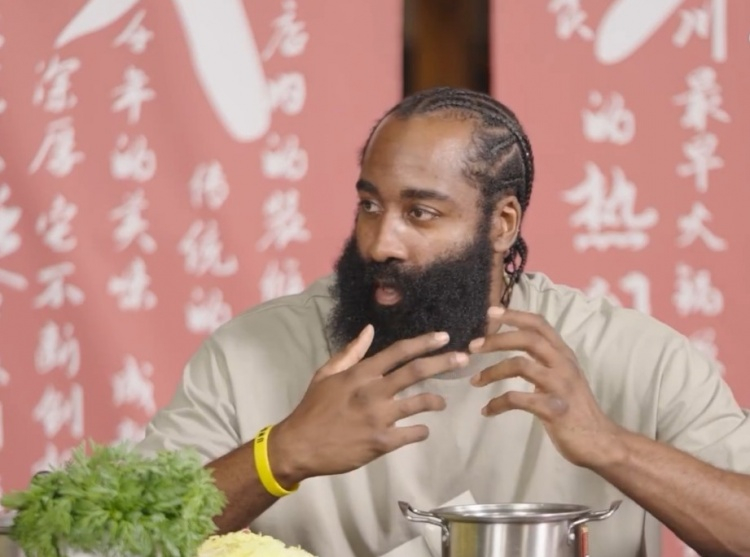 哈登：很想来中国打一个赛季 不来的话心里有亏欠#哈登# ​​​