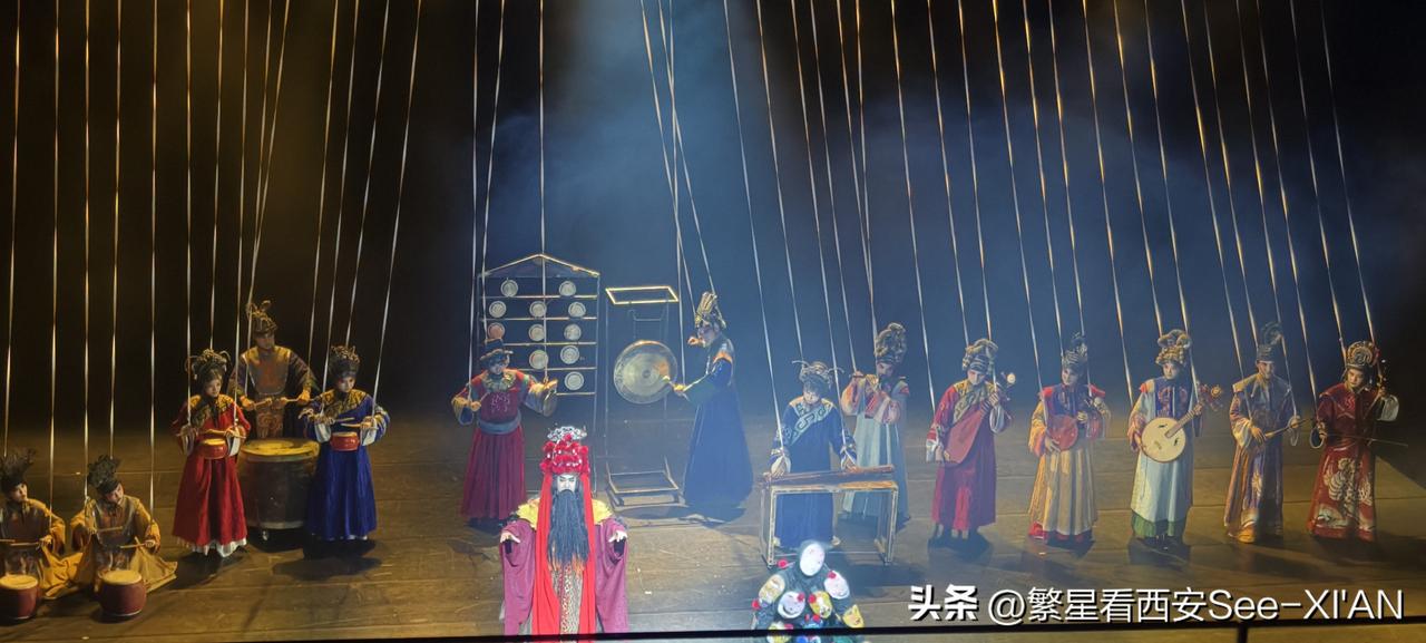 最近，西安好多好看的舞台剧集中亮相。10.25晚上，《平潭印象》在陕西广电大剧院