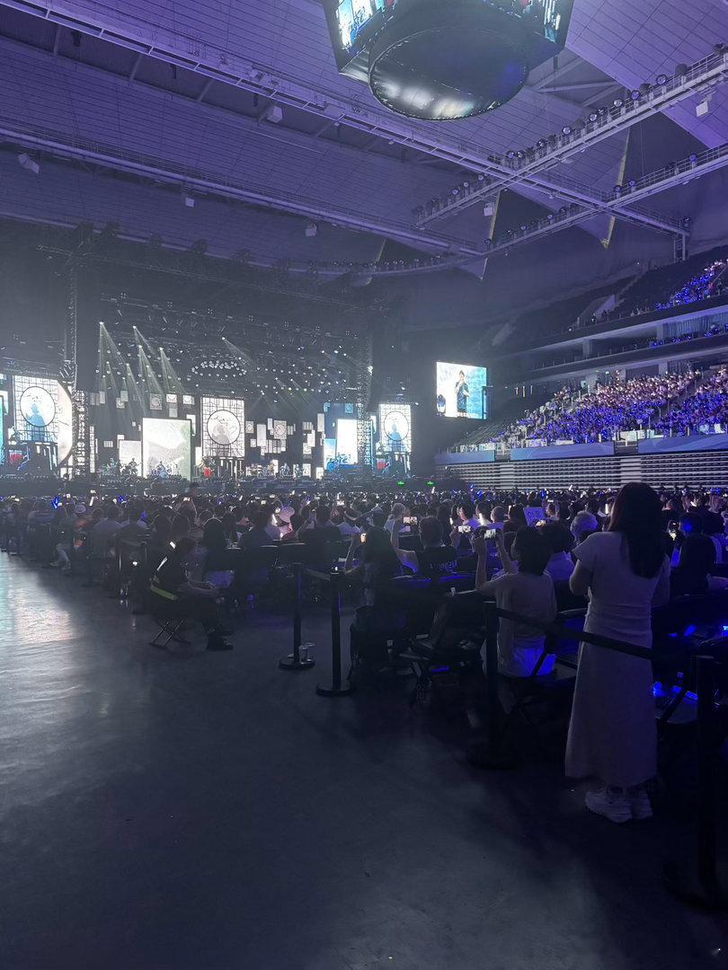 周华健上海演唱会连开六场周华健上海六场陪歌迷过夏天羡慕已经奔赴现场的观众！周华健