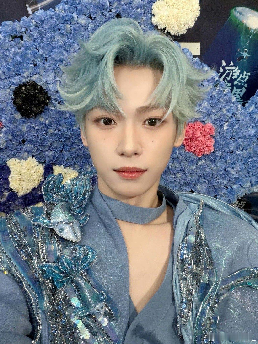 梓渝经纪公司成立新公司快点二巡吧，等不及啦年后也要多多见面 