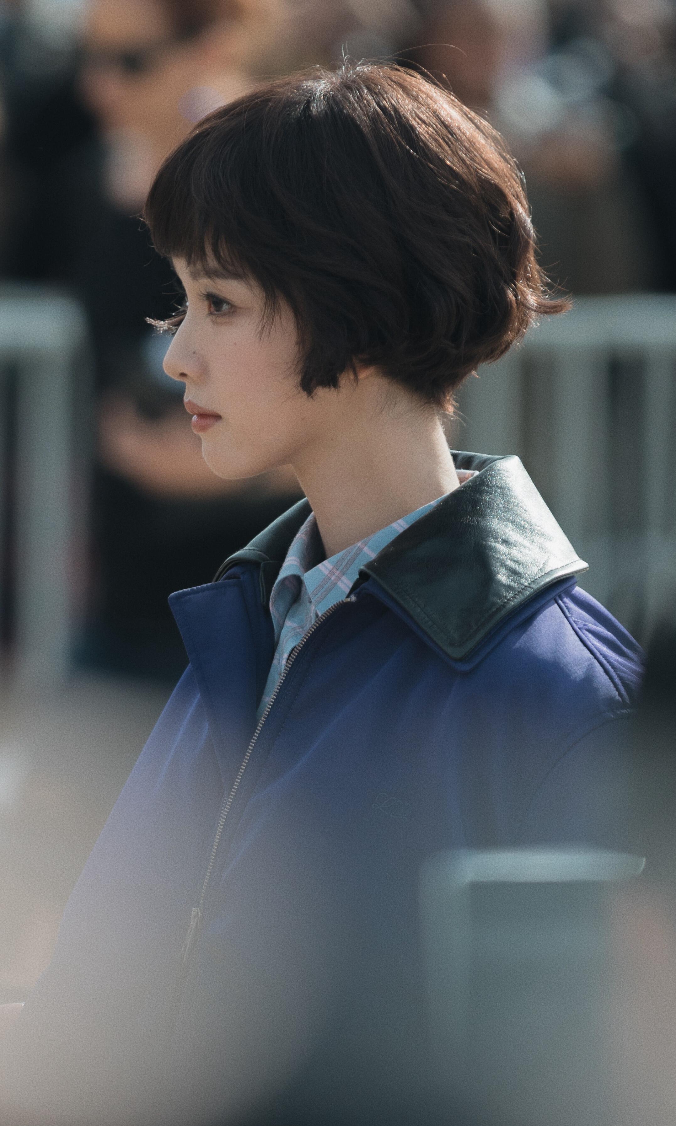 陈都灵🐰王一博陈都灵大秀同框WWD国际权威时尚媒体 一份在时尚界极具影响力的媒