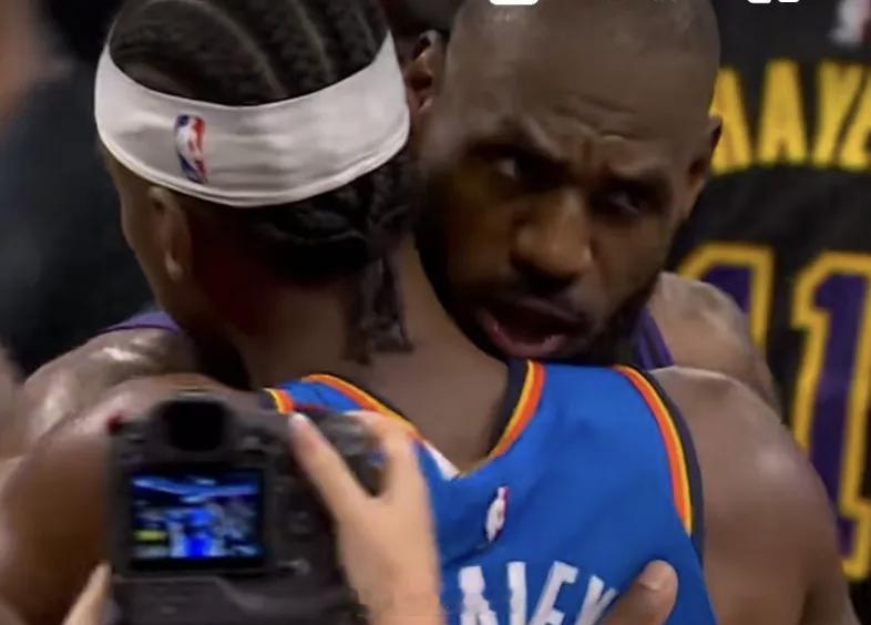 雷霆4比0湖人会不会是老詹在洛杉矶的最后一场球？甚至NBA的最后一舞？ 詹姆斯 