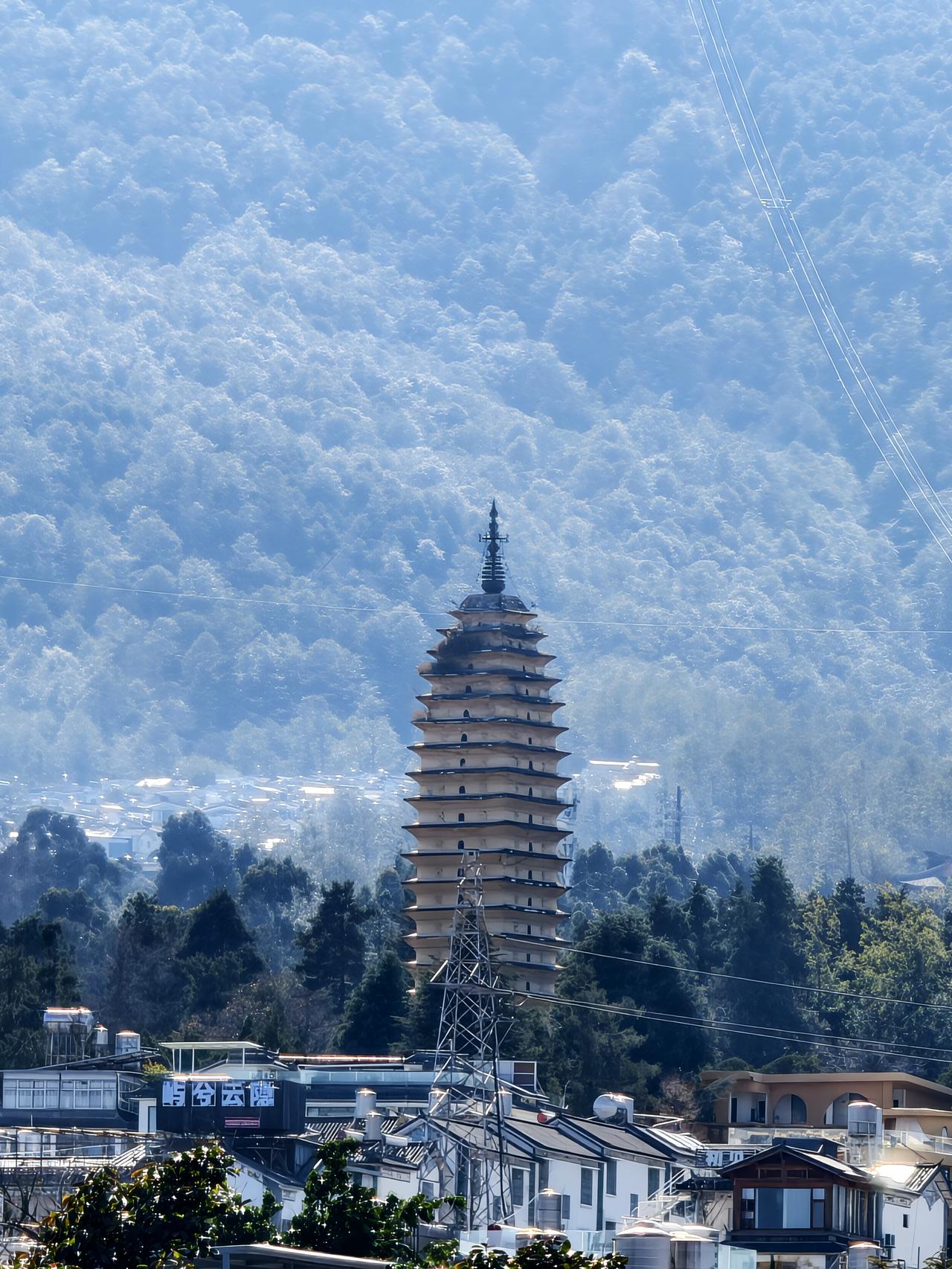 如果你碰到“愚公”这样的领导，是幸运还是绝望？

面对茫茫大山，知道搬山是一项子
