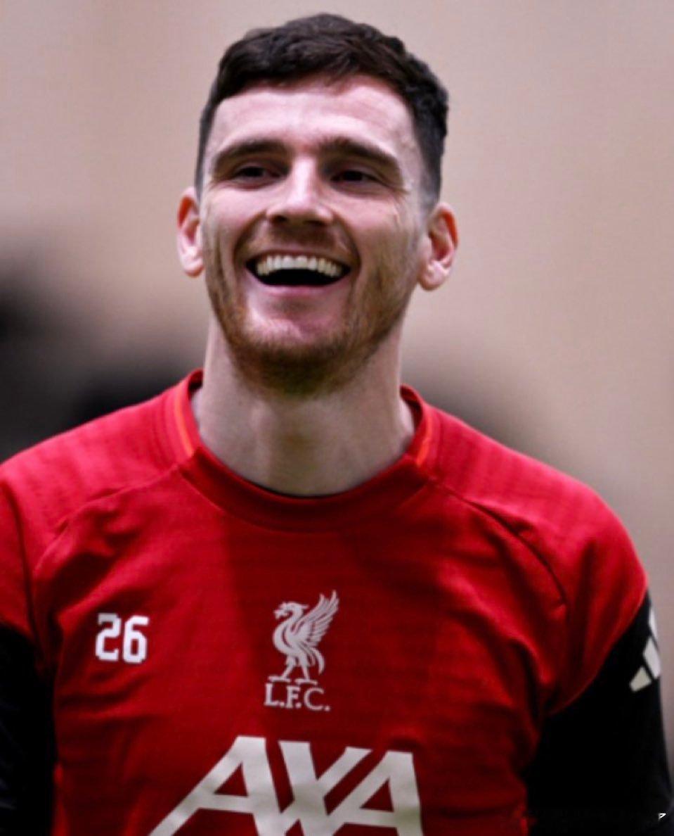 ·斯洛特关于罗伯逊的轮换角色：“我必须对他所说的话给予高度赞赏，非常成熟，我完全