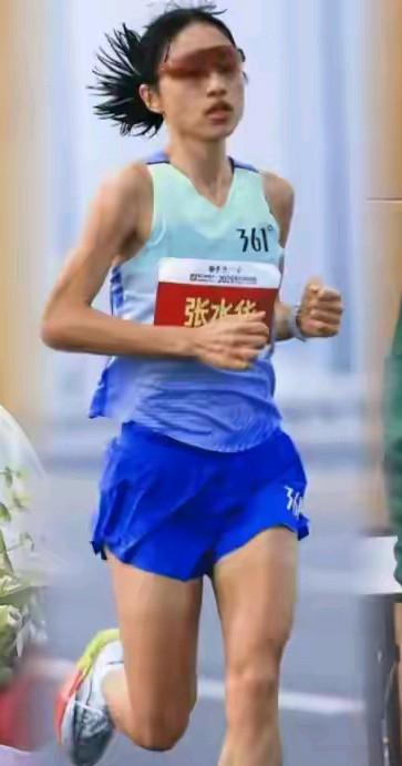 闺蜜是张水华的同事说到张水华主动辞职了感觉特别正常，闺蜜觉得任何人如果换做张水华