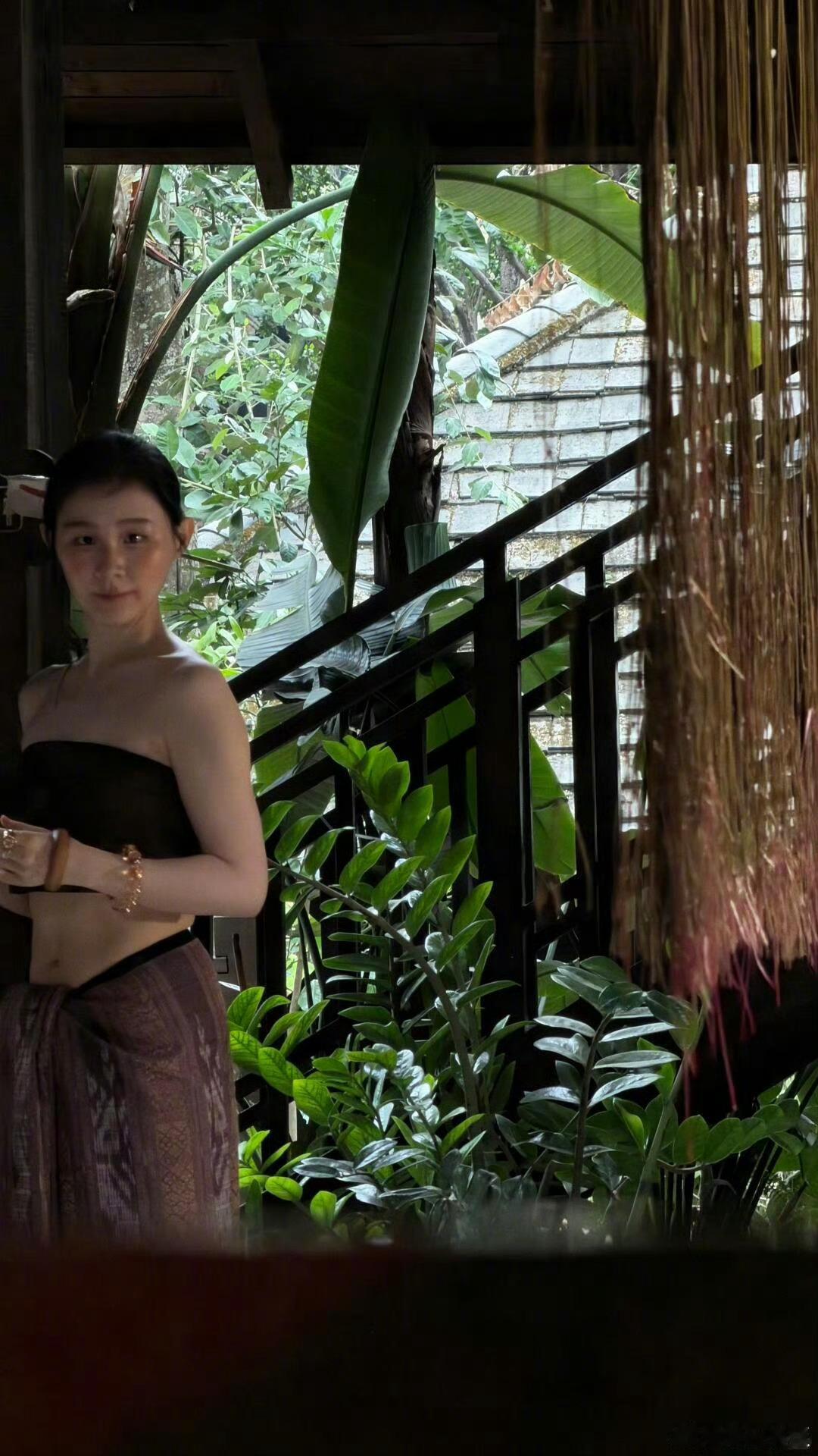 金靖瘦到认不出来太瘦了啊还是刚生完宝宝的时候那个状态就已经很好了不会是要入组拍戏