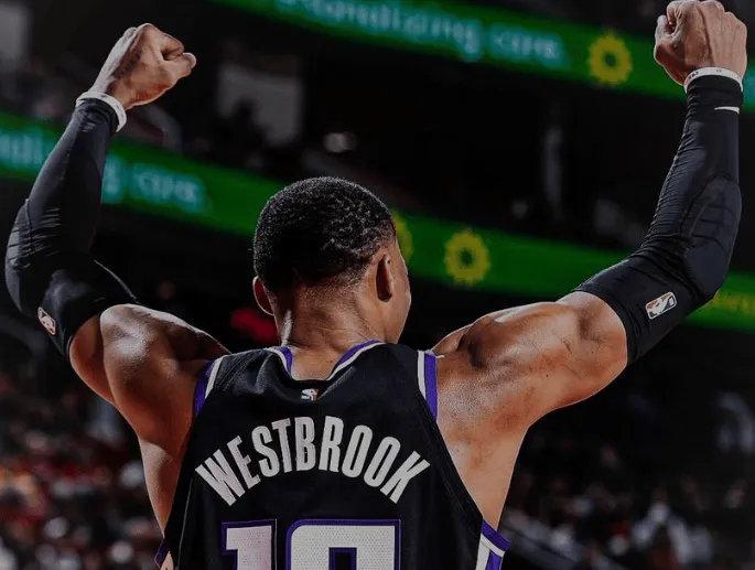 空砍群今日上新！威少24分“尽力局局长”，国王这“啃老”剧本我看累了

兄弟，看