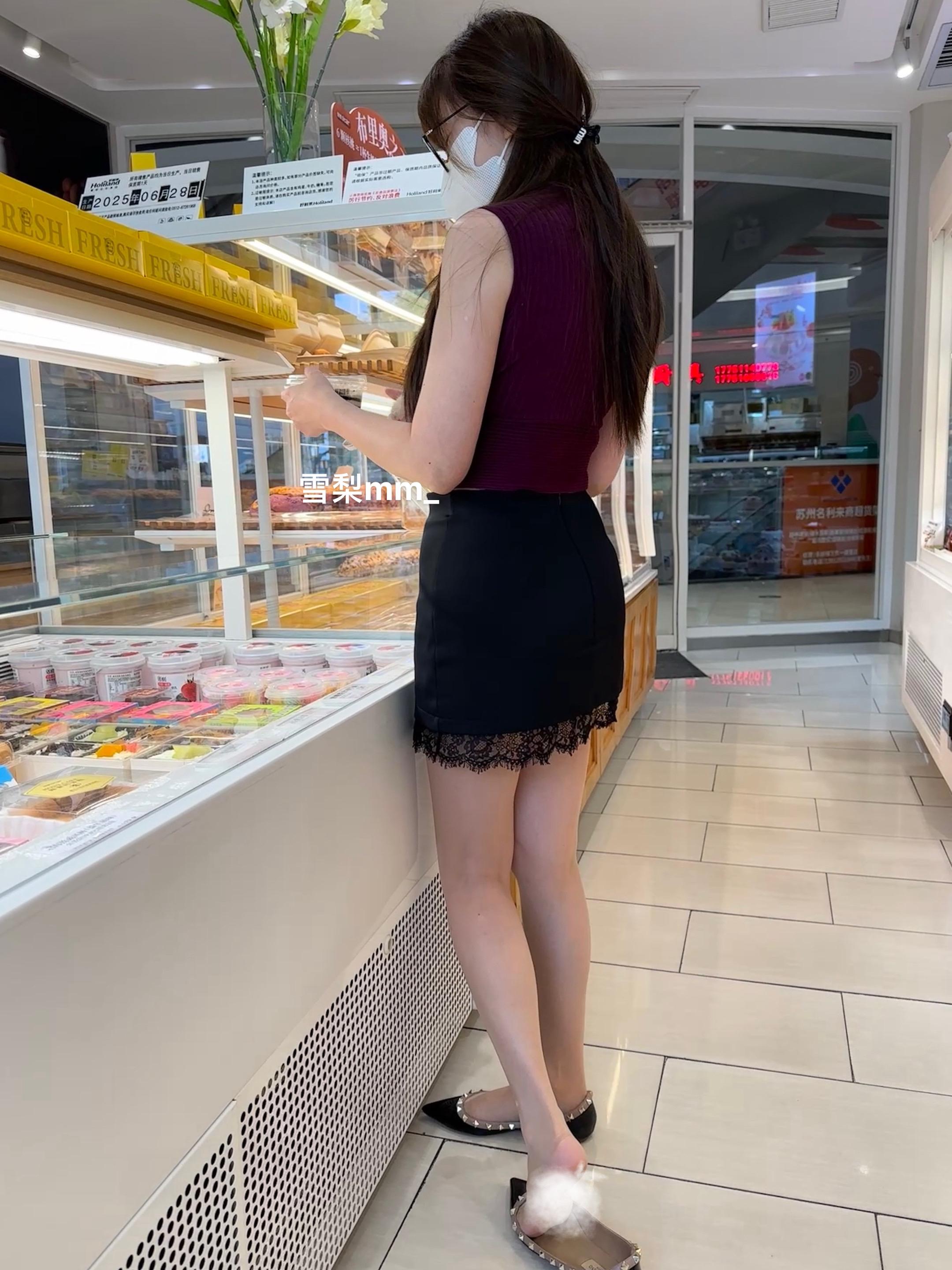 好利来女孩