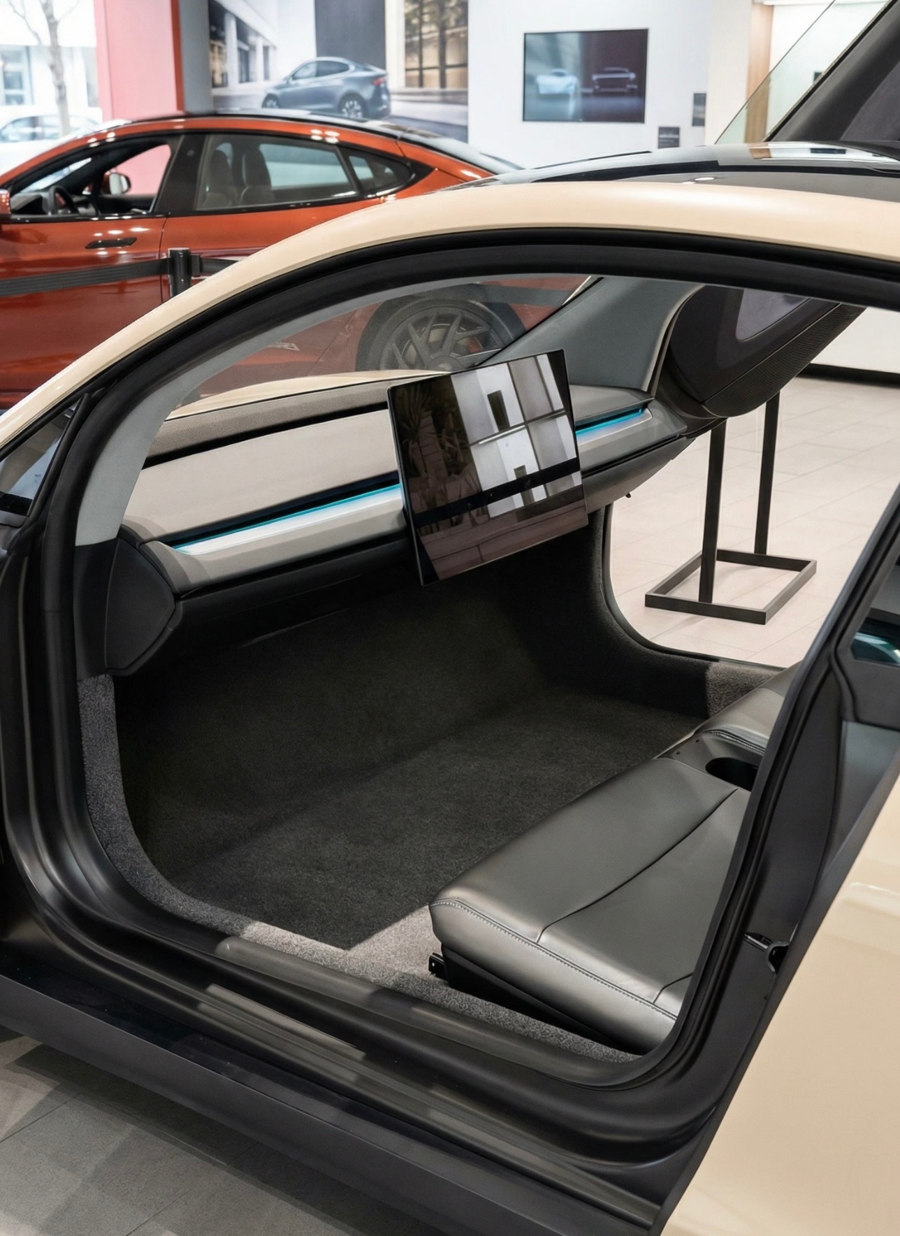 你们说再过50年会开车的人 会不会被尊称为“老手艺人”甚至荣升为“非遗传承人”