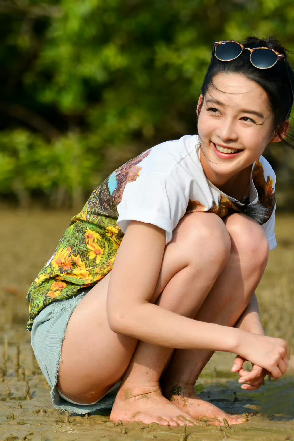 李沁沙滩短裤很是惬意[色] ​​​