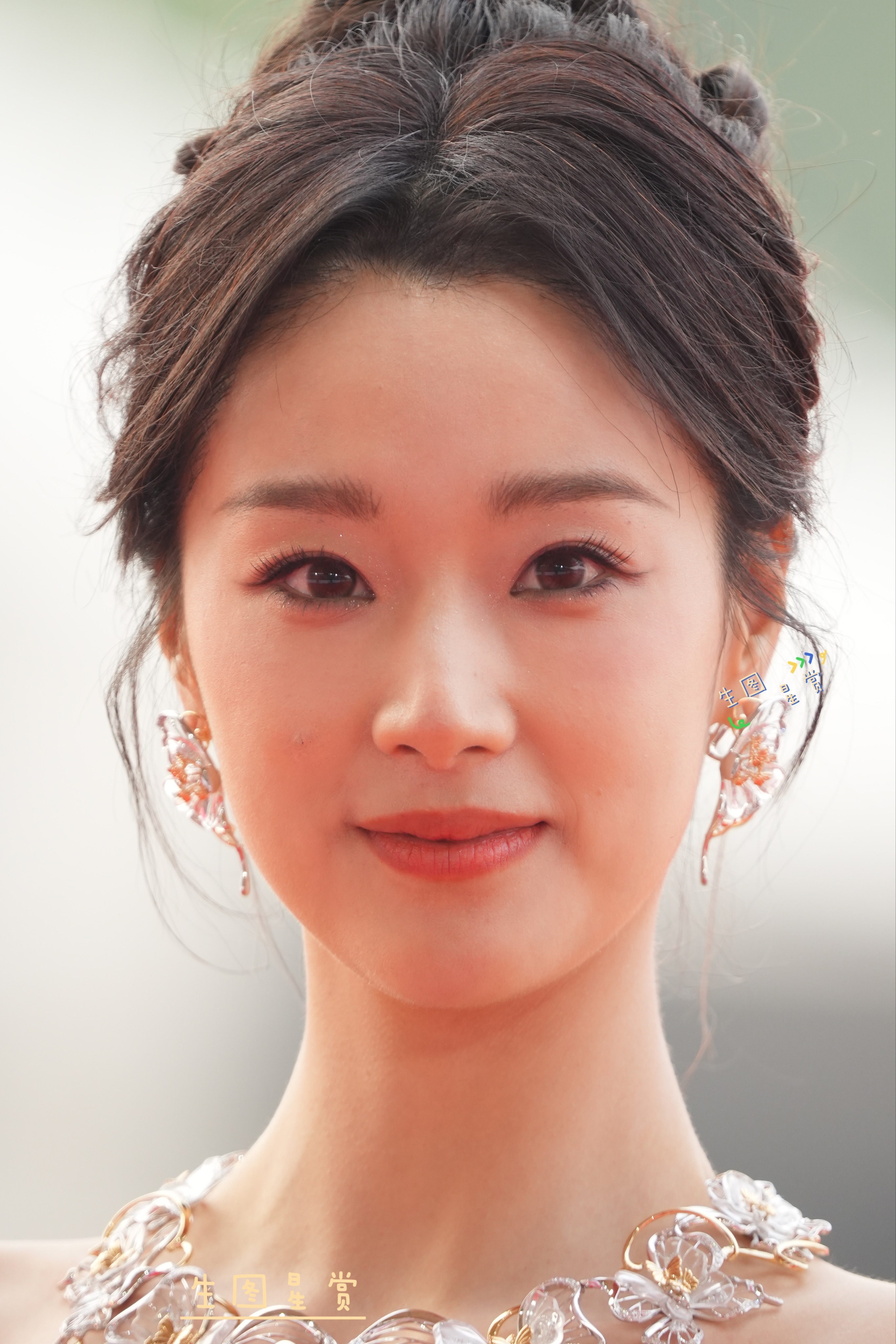 王小亿文荣奖红毯生图短剧女主🔥，标标致致的颜嗑到了[期待][给你小心心]横店影