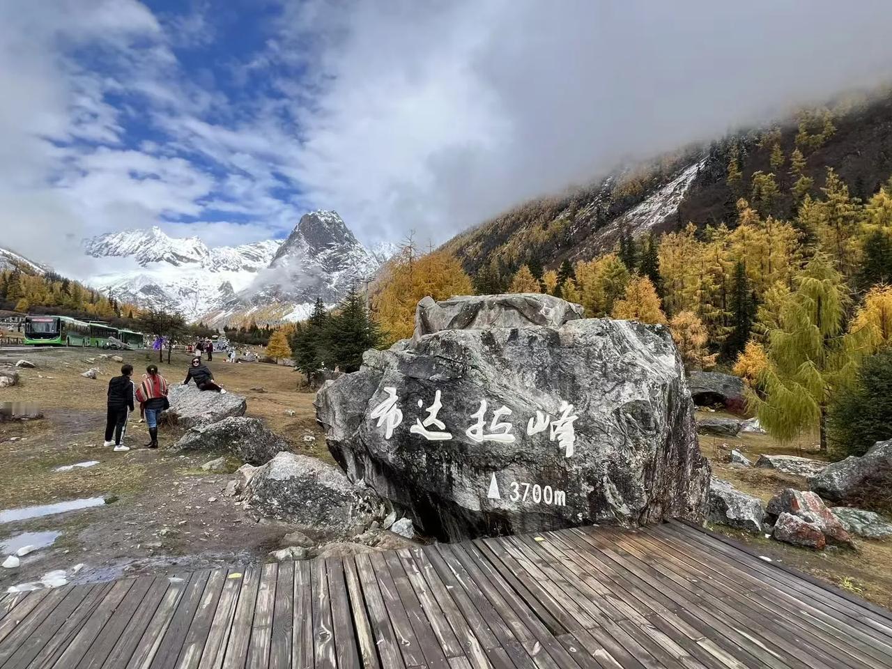 半年前寄去的过敏性鼻炎药包，在江苏朋友那里迟迟未被煲用，忙碌成了他推托未煲的理由