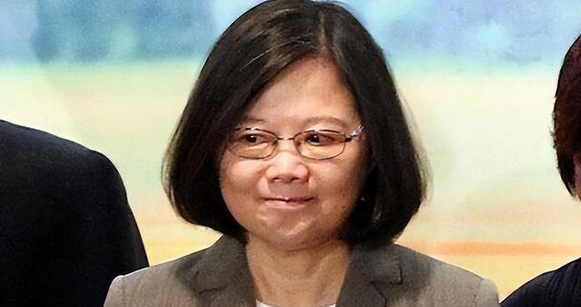 说实话，统一台湾最大的绊脚石，真不是老美在背后搞鬼，也不是那些喊“台独”的跳梁小