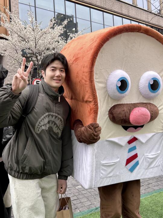 偶遇野生面包人🍞