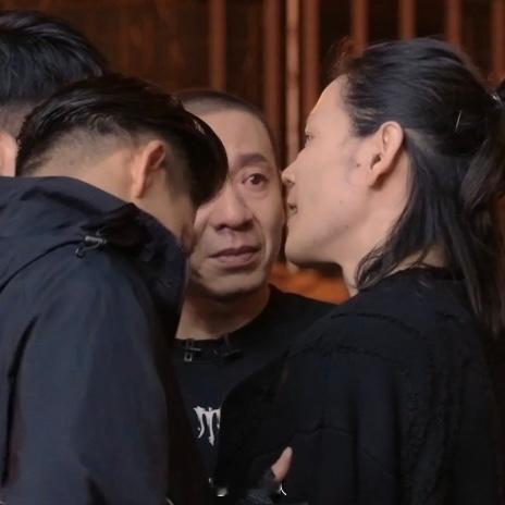 向佐到底在狂什么？ ​​​