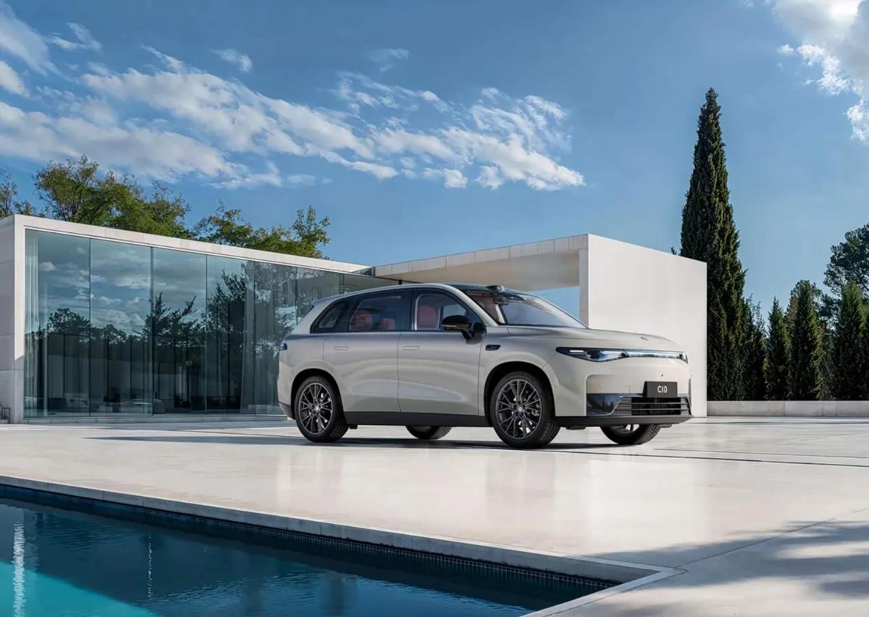 近期准备买新能源车的纠结党必看！
 
当你每天在网上看到有关新能源车的冬天充电桩